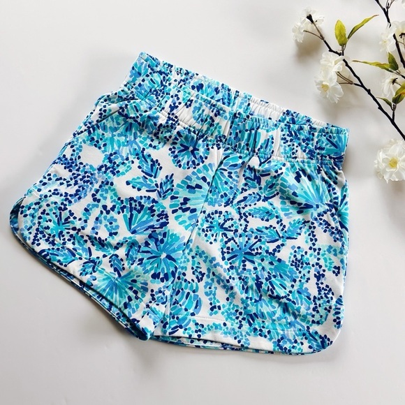 NEW Lilly Pulitzer Kylar Knit Turquoise Oasis Shell Me You Love Me - Picture 1 of 5